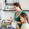 Família unida nas tarefas domésticas: por que não?